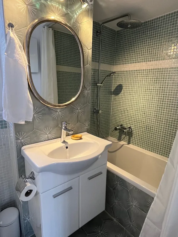 Amalia Beletage, Bagno 2