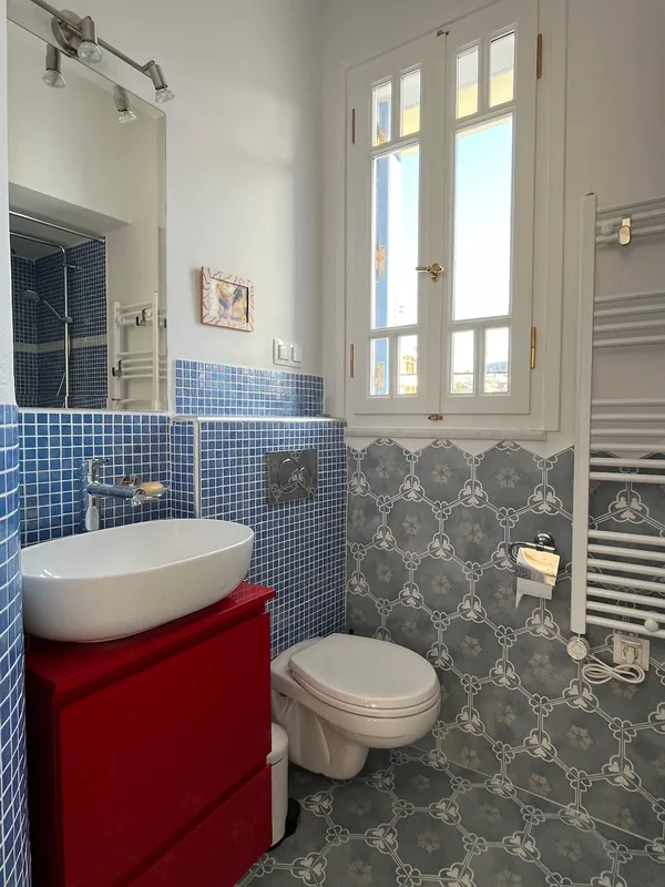 Amalia Penthouse, Bagno 1