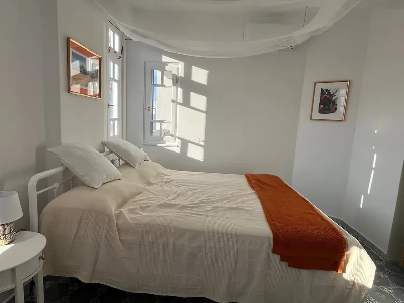 Amalia Penthouse, Camera da letto 1