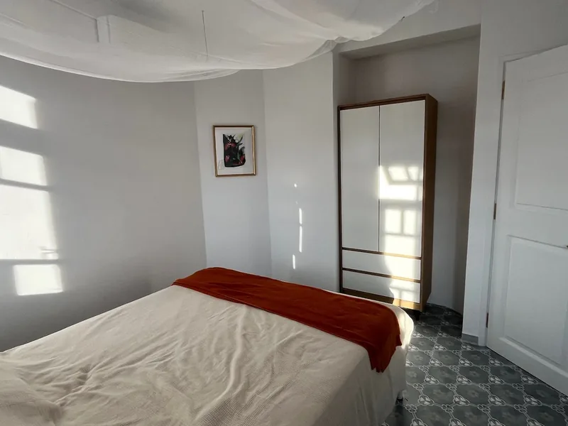 Amalia Penthouse, Camera da letto 1
