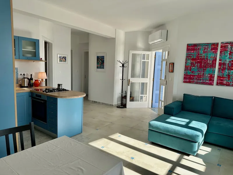 Amalia Penthouse, Soggiorno