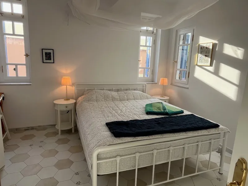 Amalia House, Camera da letto 3