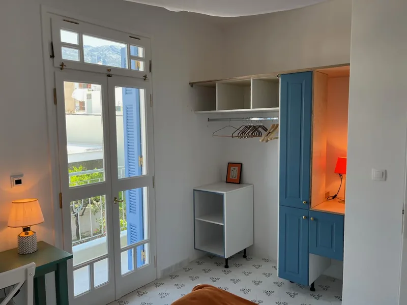 Amalia House, Camera da letto 1